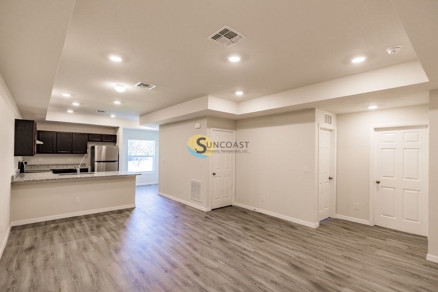 Building Photo - 12225 Tetzel Ave