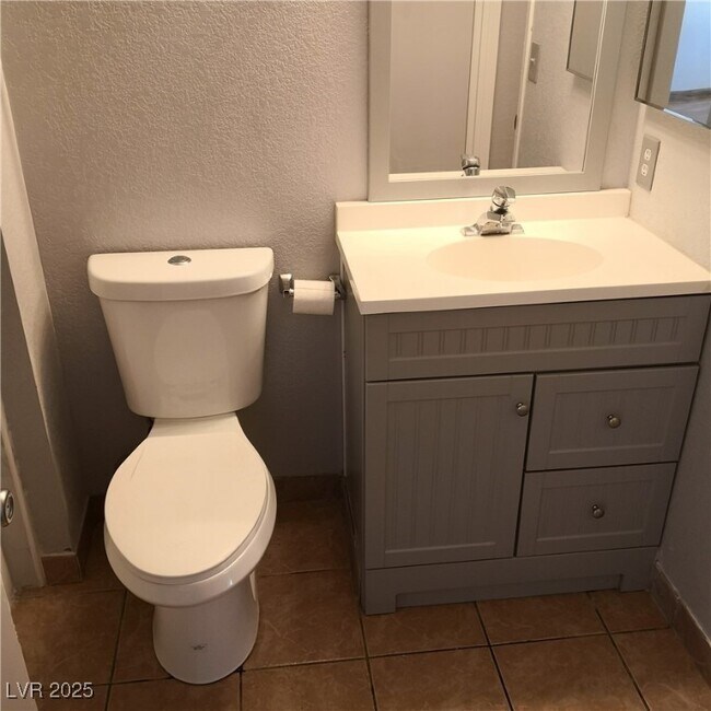 Building Photo - 6750 Del Rey Ave