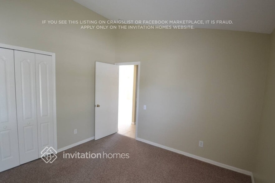 Building Photo - 12215 Dawn Vista Dr