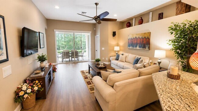 Building Photo - 4428 Havelocke Dr