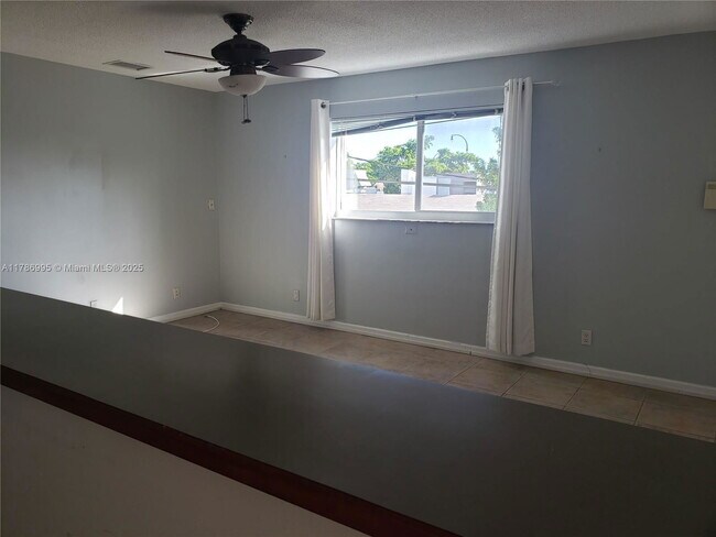 Building Photo - 1818 Rodman St