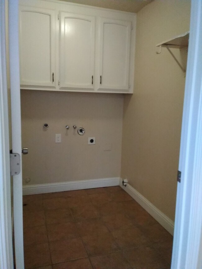 Building Photo - Coming Soon! Ranch Style Home