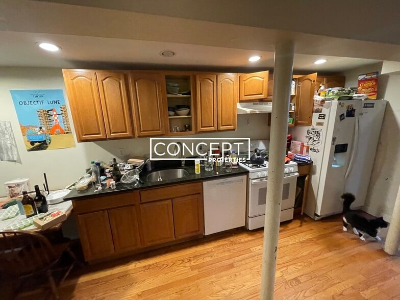 Building Photo - 1426 Commonwealth Ave