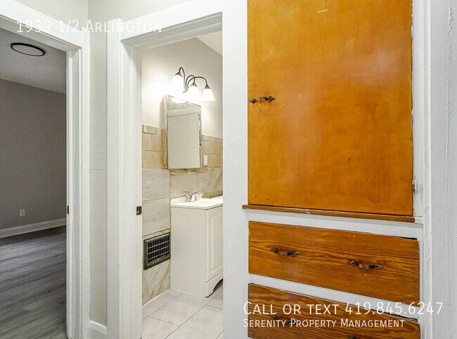 Building Photo - 1939 1/2 Arlington-