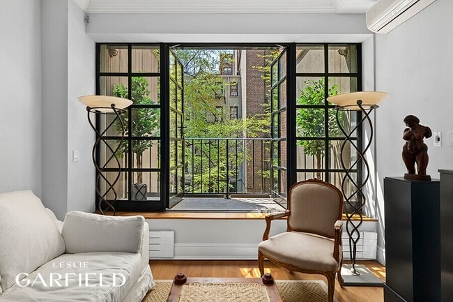 Building Photo - 320 E 55th St