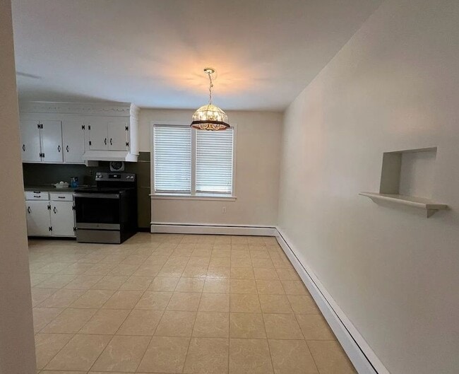 Building Photo - 202 N Grant St