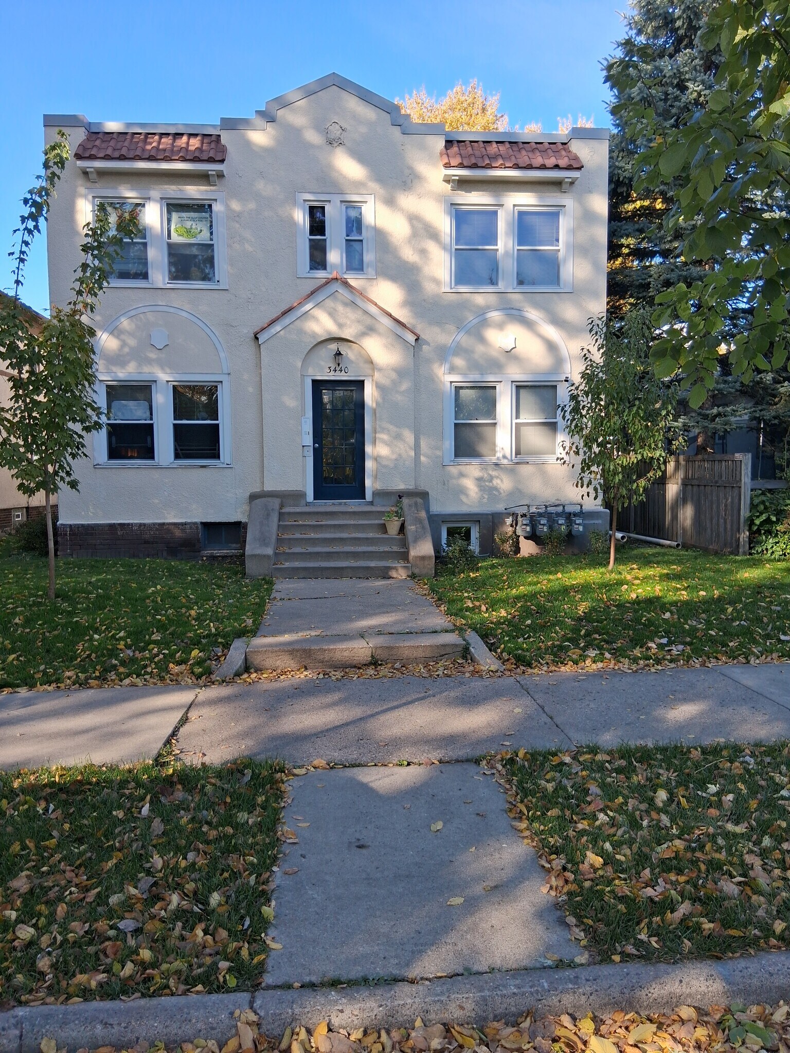 Building Photo - 3440 18th Ave S