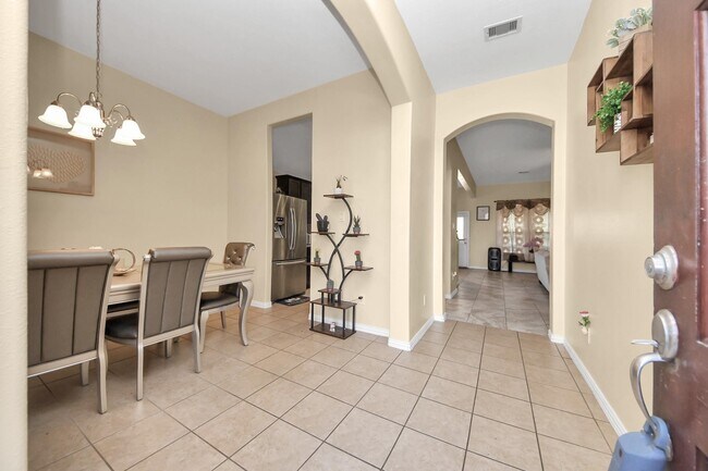 Building Photo - 3018 Wellington Pass Dr