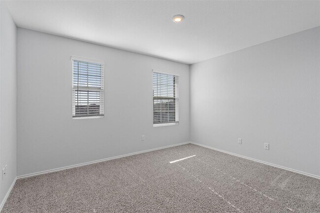 Building Photo - 321 Arnage Dr