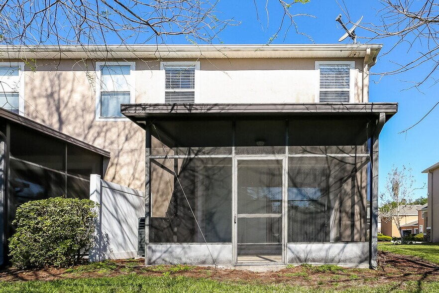 Building Photo - 5860 Sandstone Way