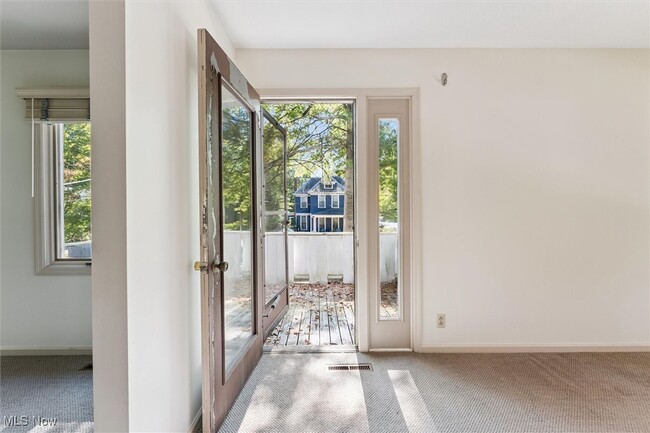 Building Photo - 41 S Cedar St