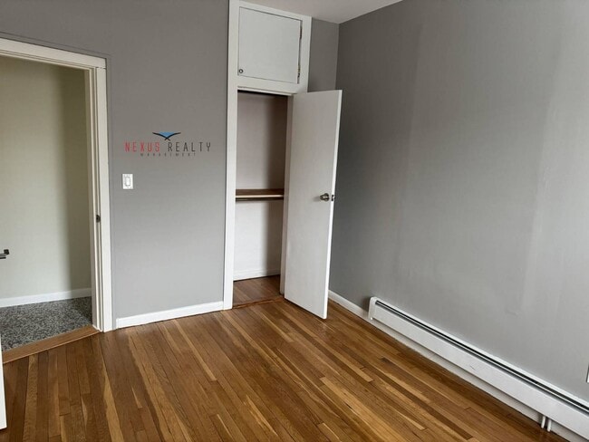 Building Photo - 19-22-22 21st Rd