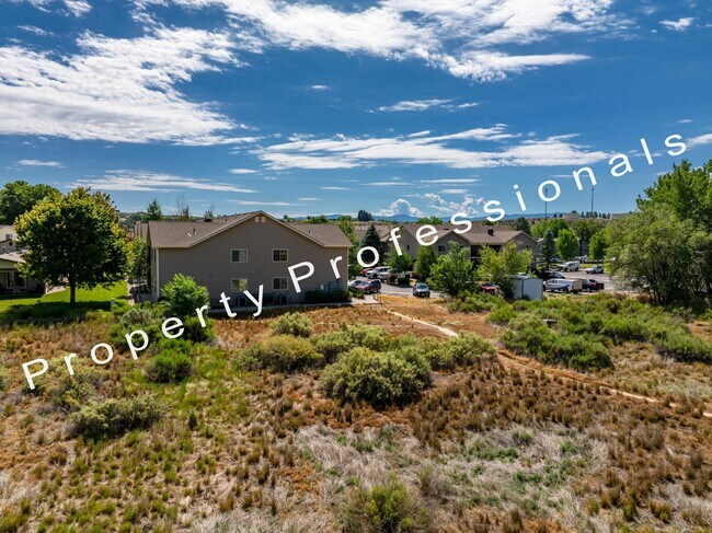 Building Photo - Wind River Apartment