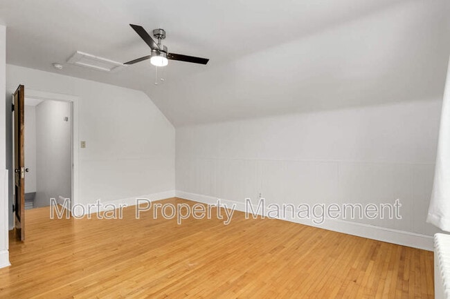 Building Photo - 1164 Randolph Ave