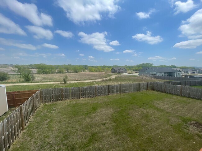 Building Photo - 4193 Taneil Dr