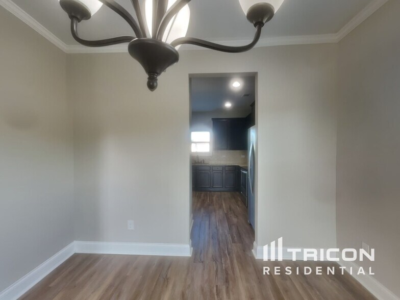 Building Photo - 103 Kennelsman Dr