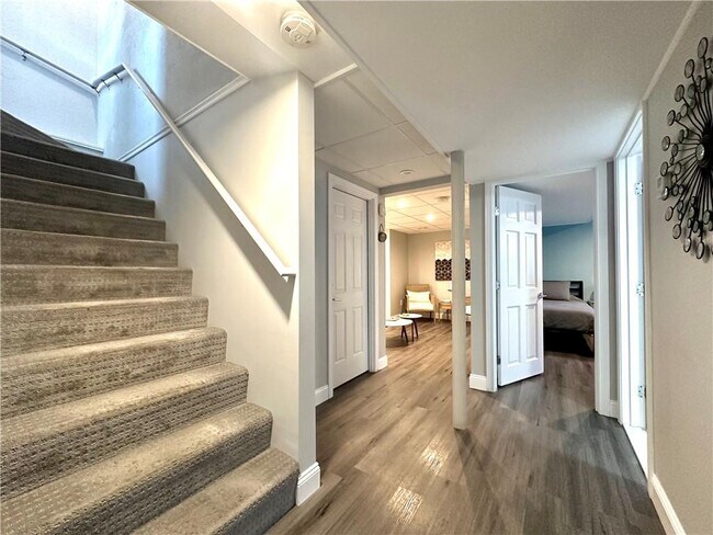 Building Photo - 90 Wolcott Ave