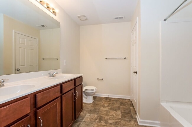 Building Photo - 2011 Blue Stream Ln