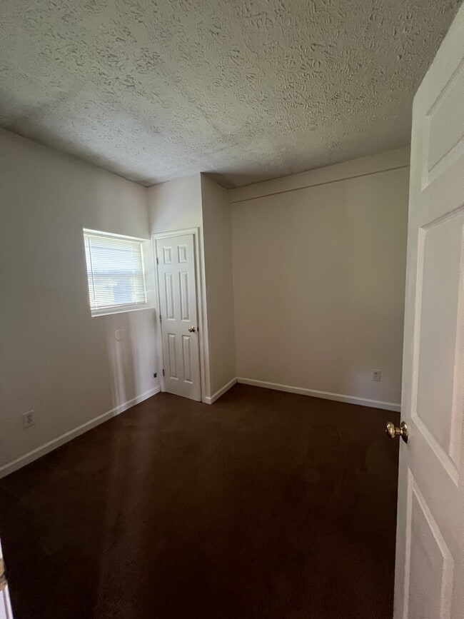 Building Photo - 12797 OH-39