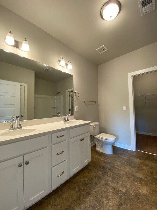 Building Photo - Home for Rent in Pinson, AL!!! Available NOW!