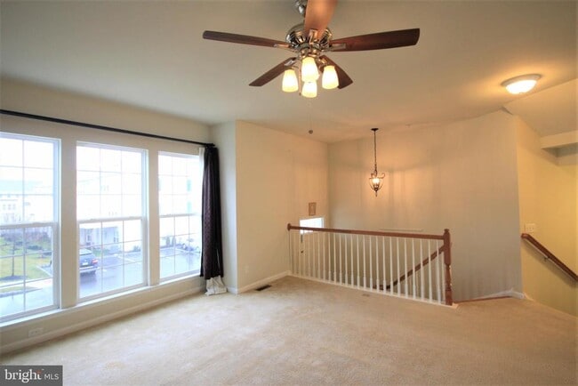 Building Photo - 609 Ellison Dr