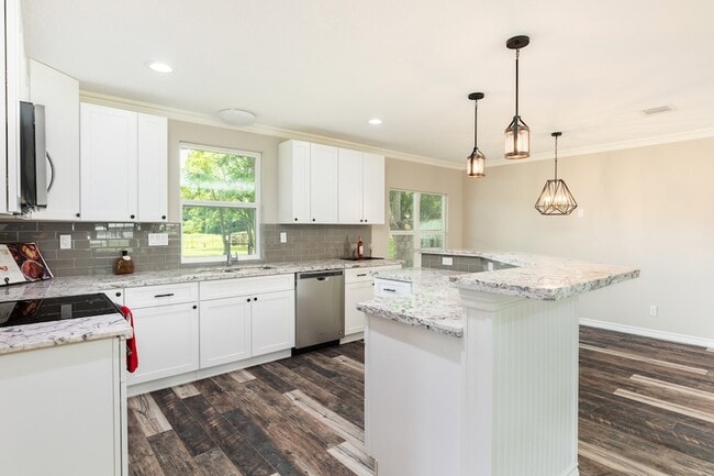 Building Photo - 1211 Kirsten St