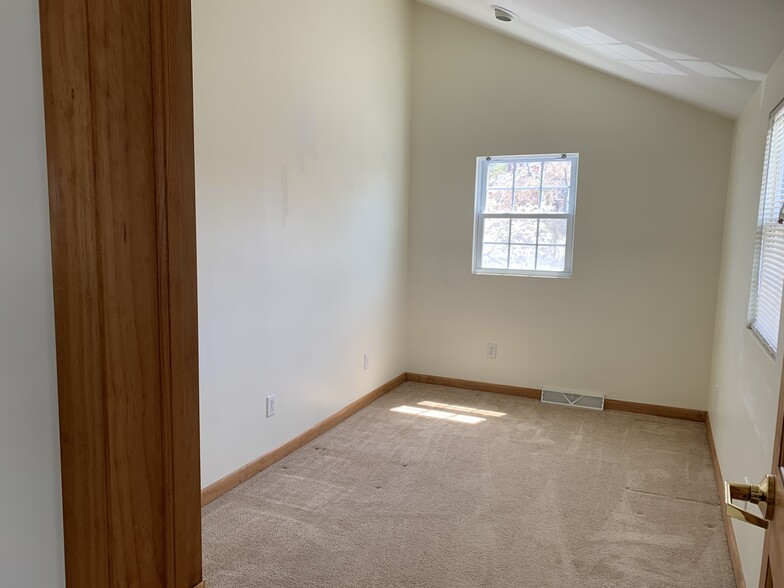 2nd bedroom - 1408 3rd Ave
