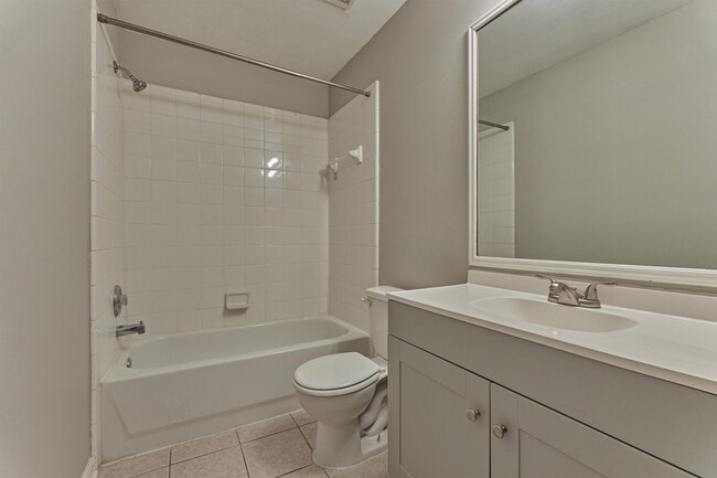 Building Photo - 11118 Creekline Meadow Ct