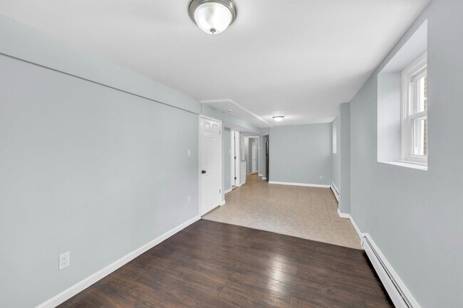 Building Photo - 217 50th St