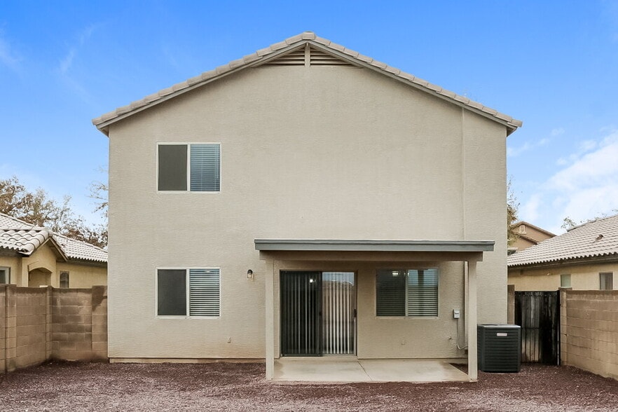 Building Photo - 4072 E Mica Rd