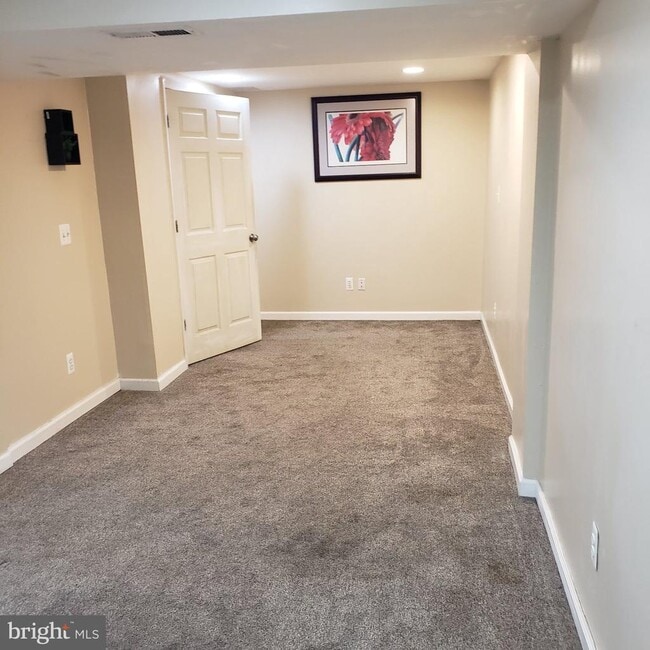 Building Photo - 3 Sagebrush Ct