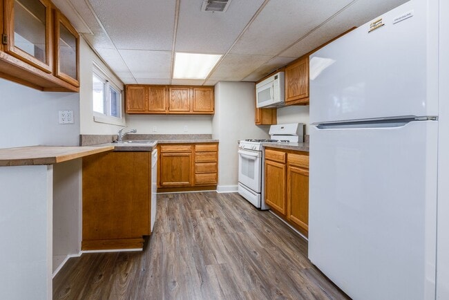 Building Photo - 2749 Oakley Wy