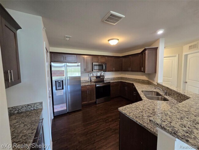 Building Photo - 1164 Starwood Ln