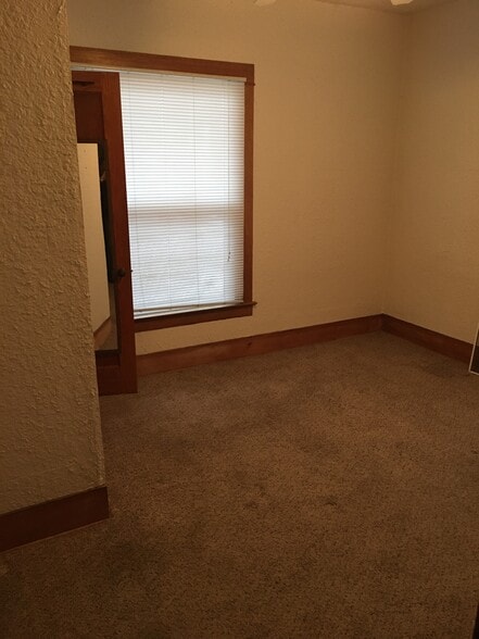 Building Photo - N64W24146 Main St