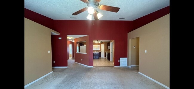 Building Photo - 267 Limestone Cir