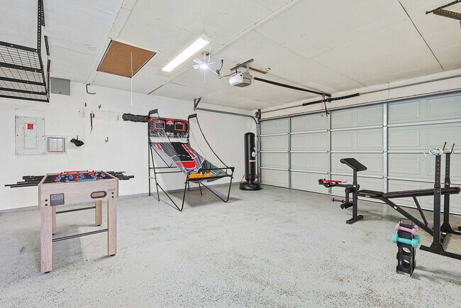 Building Photo - 5632 Terry St