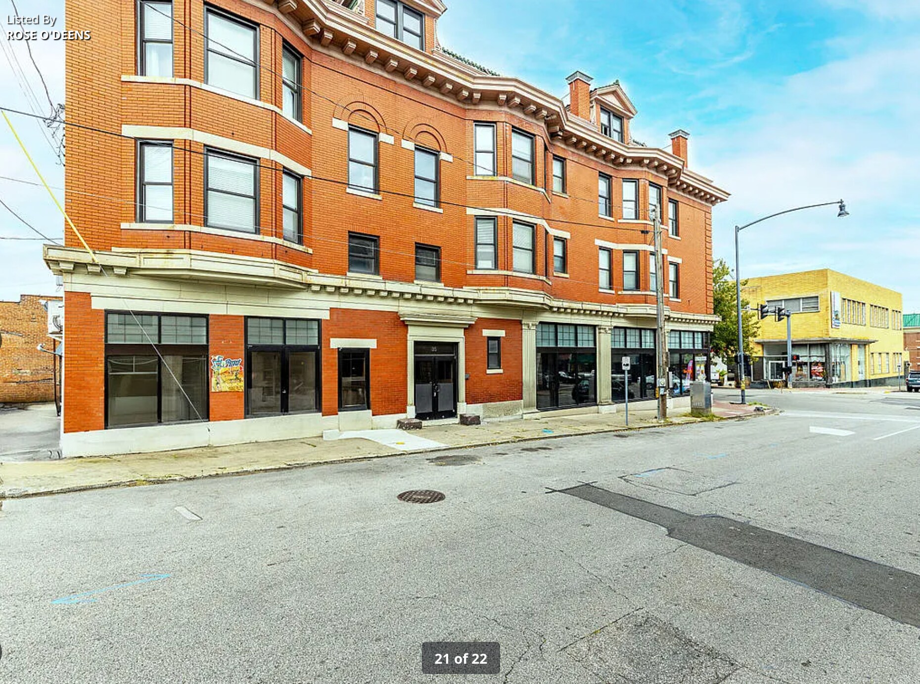 Building Photo - 35 E 8th St