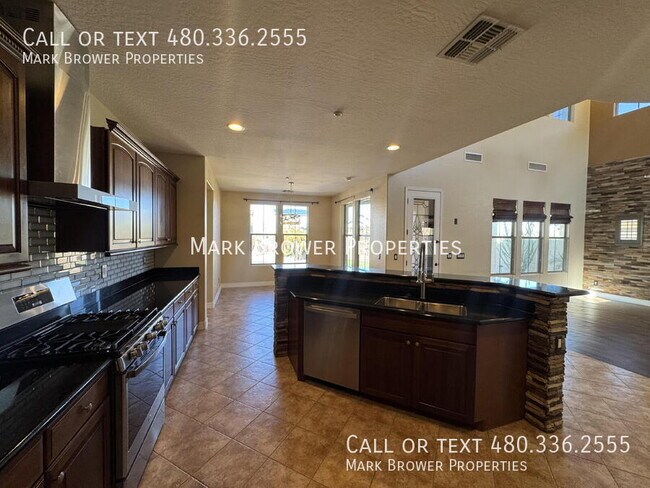 Building Photo - 21104 W Sage Hill Rd