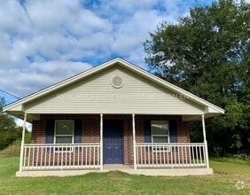 Building Photo - Coming in August!! 3 Bedroom, 2 Bathroom H...