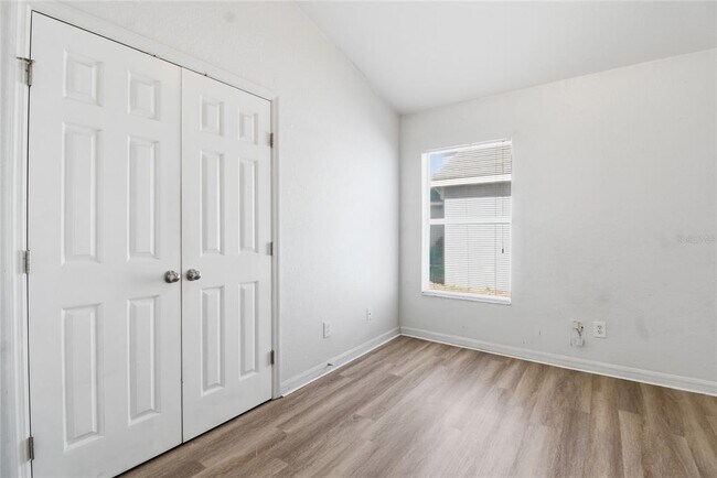 Building Photo - 2764 Rochelle Dr