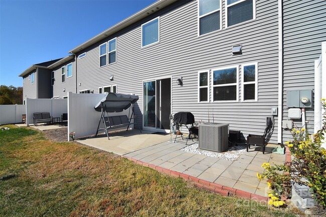 Building Photo - 9245 Glenburn Ln