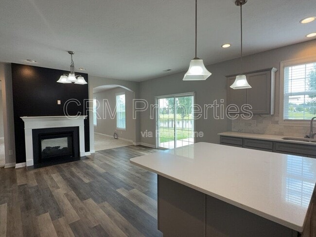 Building Photo - 6311 Burgin Dr