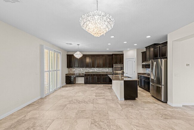 Building Photo - Beautiful West Vegas Home With Next Gen Suite