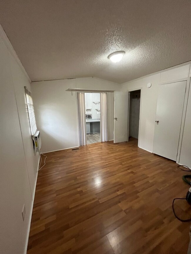 Building Photo - 2/2 located in Cleveland County