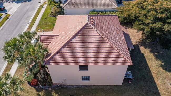Building Photo - 3887 Hamilton Key