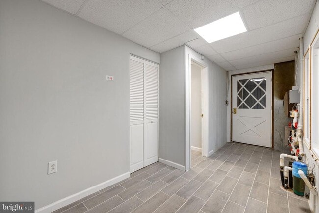 Building Photo - 247 Marsden Hts Rd