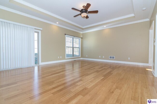 Building Photo - 114 Lowball Ln