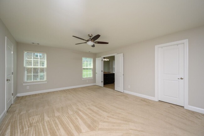 Building Photo - **RARE, EXECUTIVE HOME ON OVER HALF AN ACRE IN WILLIAMSON COUNTY BRENTWOOD ZONED FOR BRENTWOOD MI...