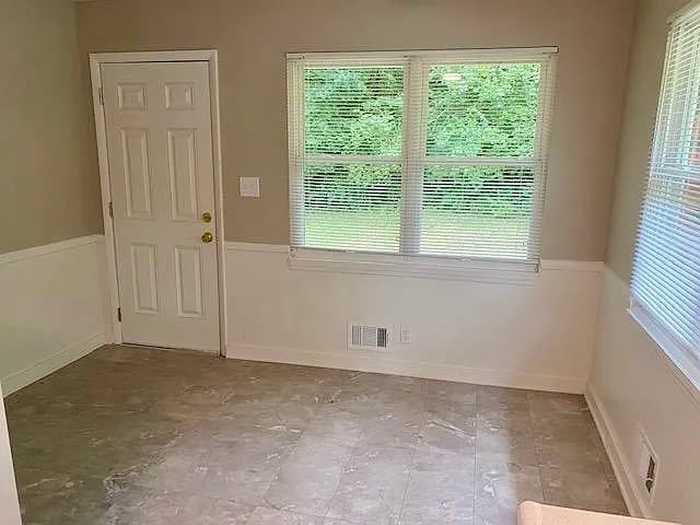 Dining room/office space - 415 S Sugar Creek Blvd