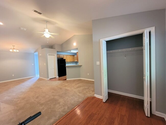 Building Photo - 3 bedroom townhome for rent July 6, 2026  renting for $1775